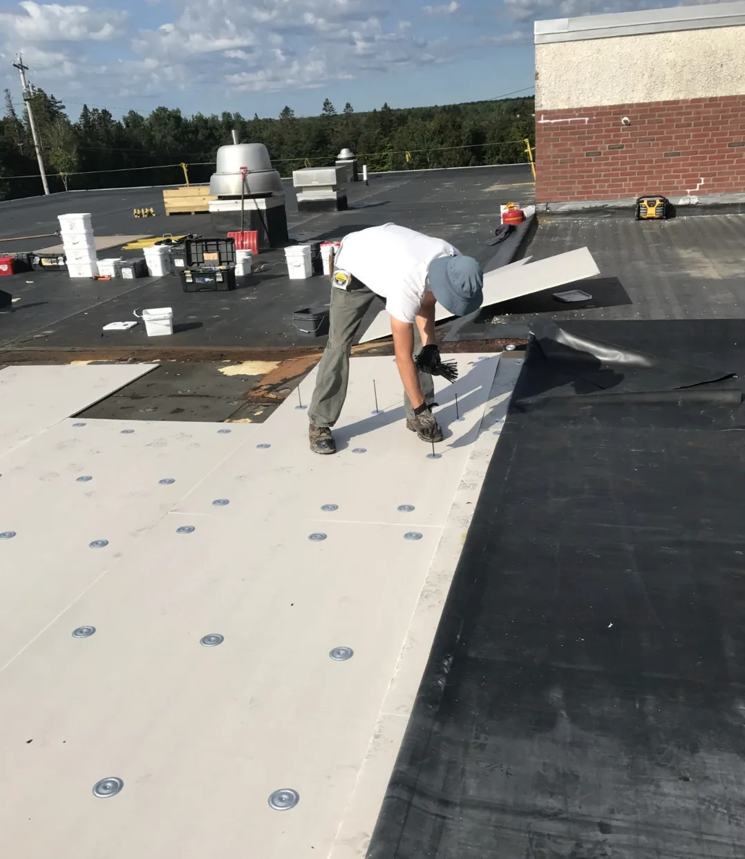 Commercial Roof Repair in Jurupa Valley, CA - Match the repair sequence to the occupied space